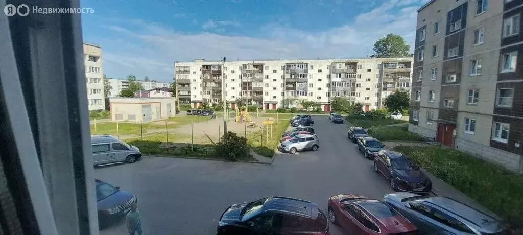 2-комнатная квартира: Кировск, улица Энергетиков, 11 (55 м) - Фото 0