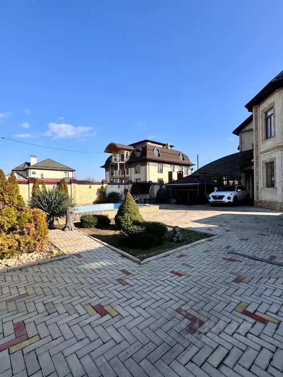 Дом в Краснодарский край, Краснодар Сады Калинина мкр, ул. Средняя, 61 ... - Фото 1