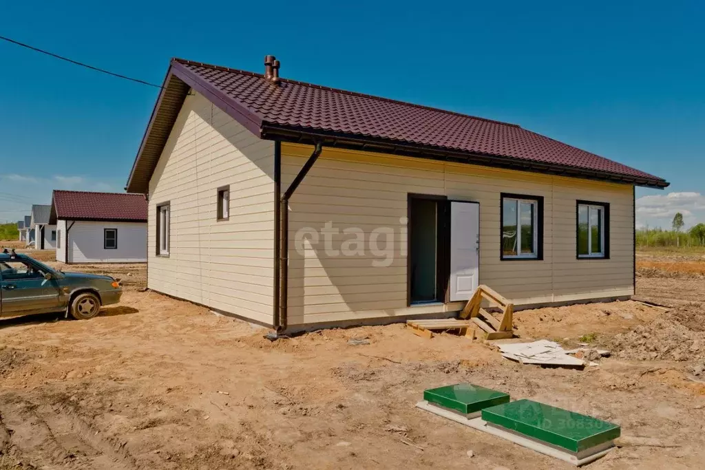 Дом в Вологодская область, Череповецкий район, Ирдоматское с/пос, д. ... - Фото 1