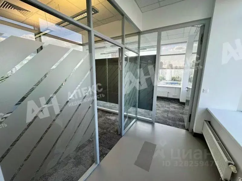 Помещение свободного назначения в Москва ул. Обручева, 30/1С2 (1690 м) - Фото 1