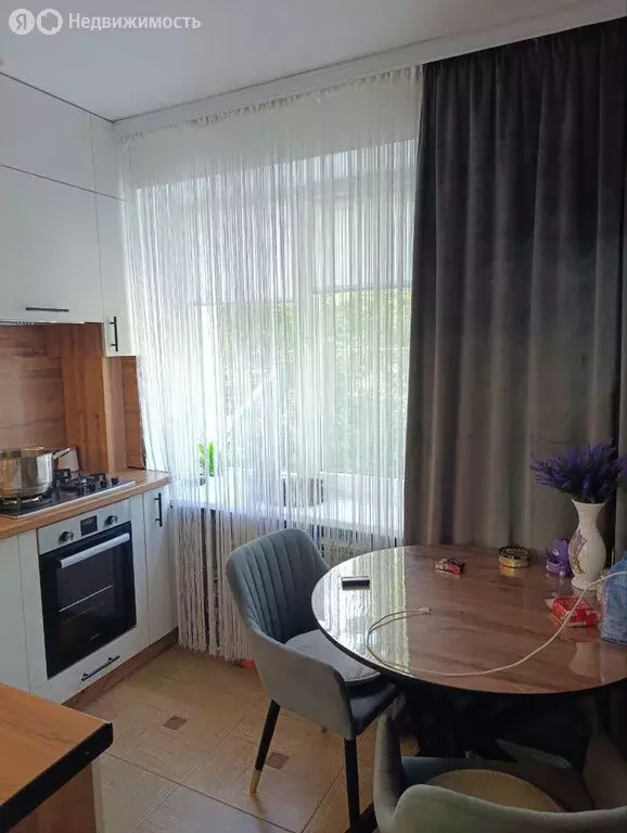 2-комнатная квартира: Молодёжное, улица Строителей, 10 (45 м) - Фото 1