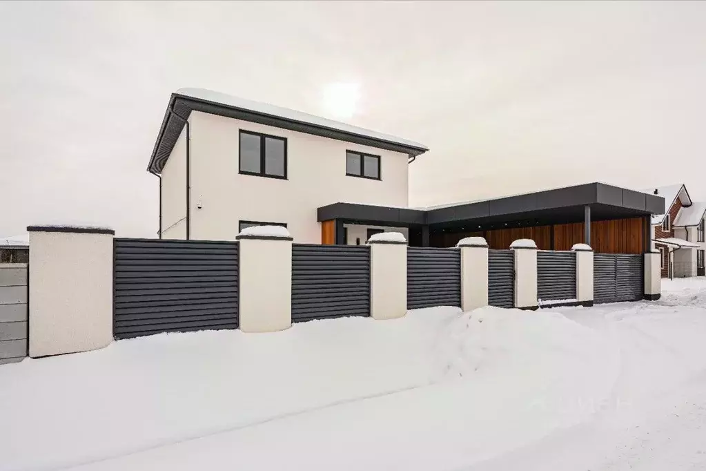 Дом в Калининградская область, Гурьевский муниципальный округ, пос. ... - Фото 1