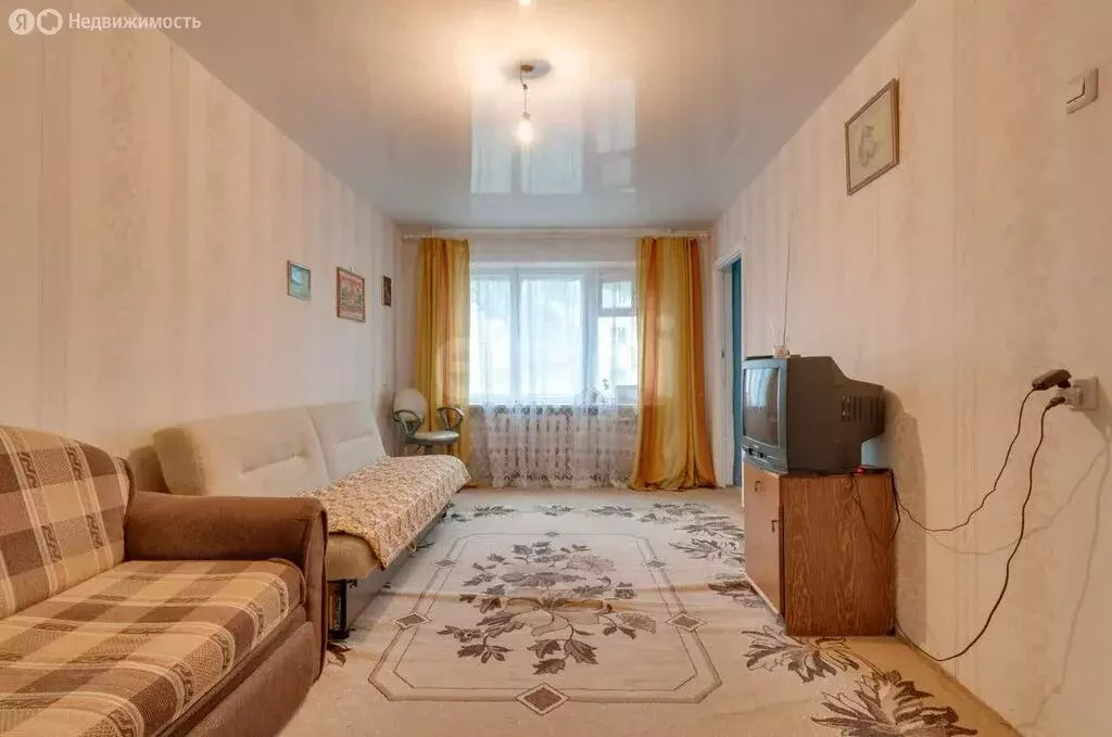 3-комнатная квартира: Вологда, улица Маяковского, 24 (58.4 м) - Фото 2