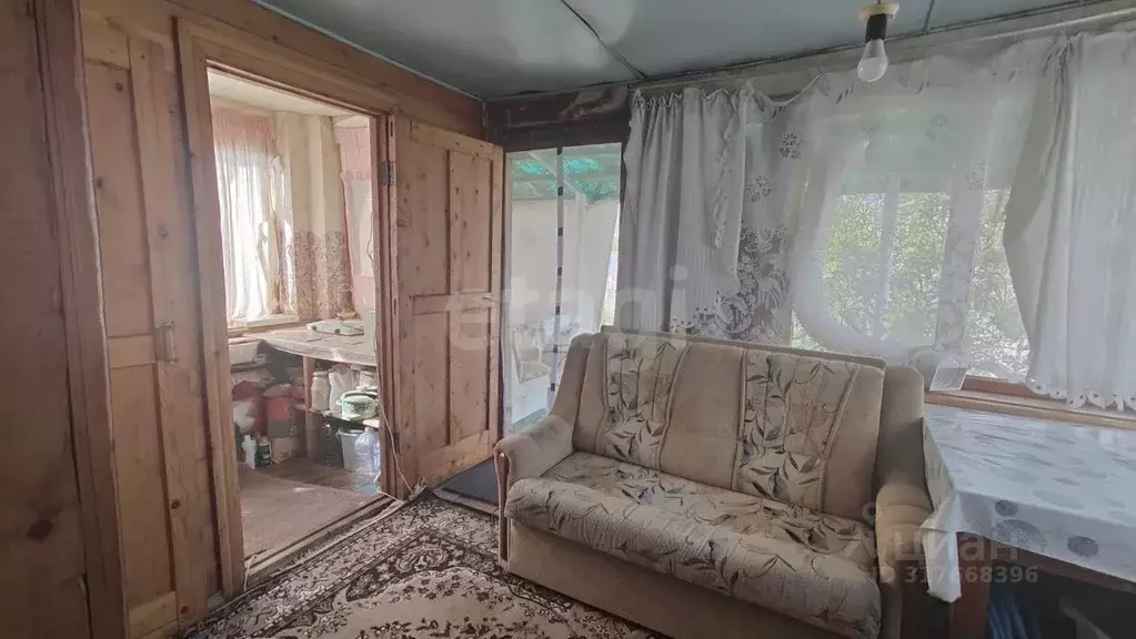 Дом в Саратовская область, Энгельсский район, Красноярское ... - Фото 0