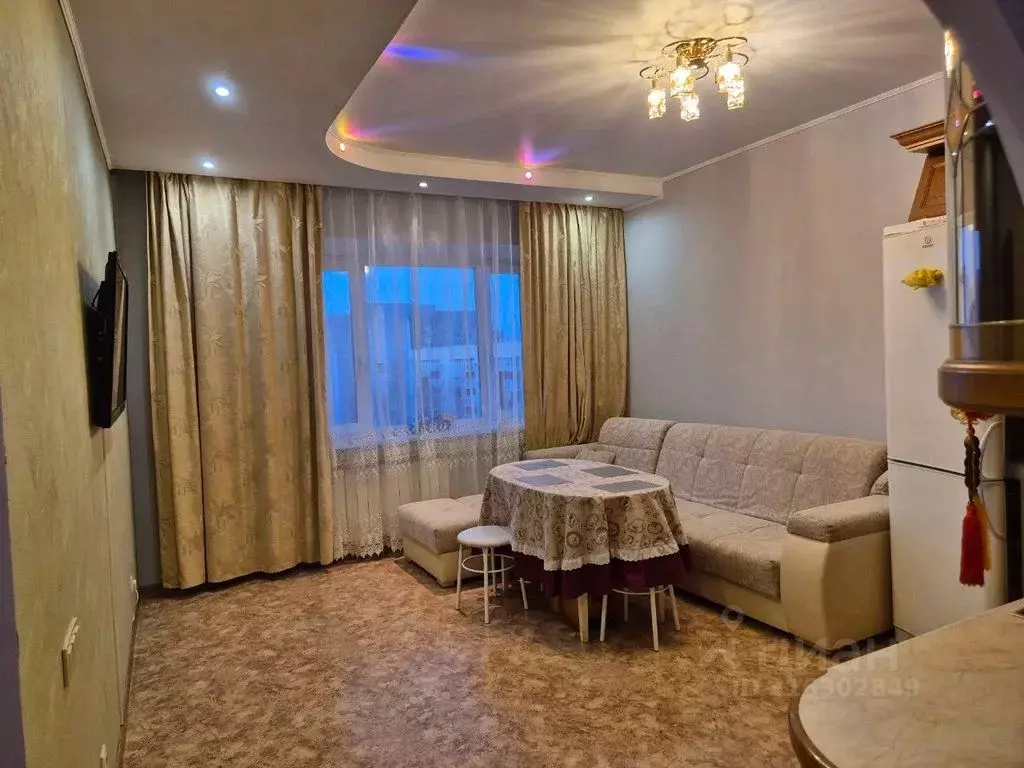 2-к кв. Ханты-Мансийский АО, Сургут просп. Мира, 1 (56.0 м) - Фото 0