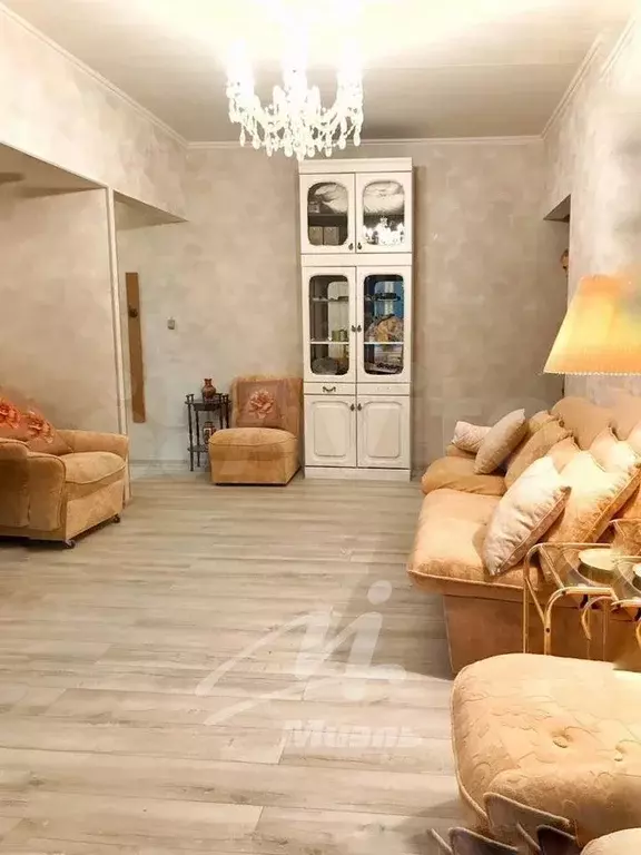 3-к. квартира, 56 м, 2/5 эт. - Фото 1