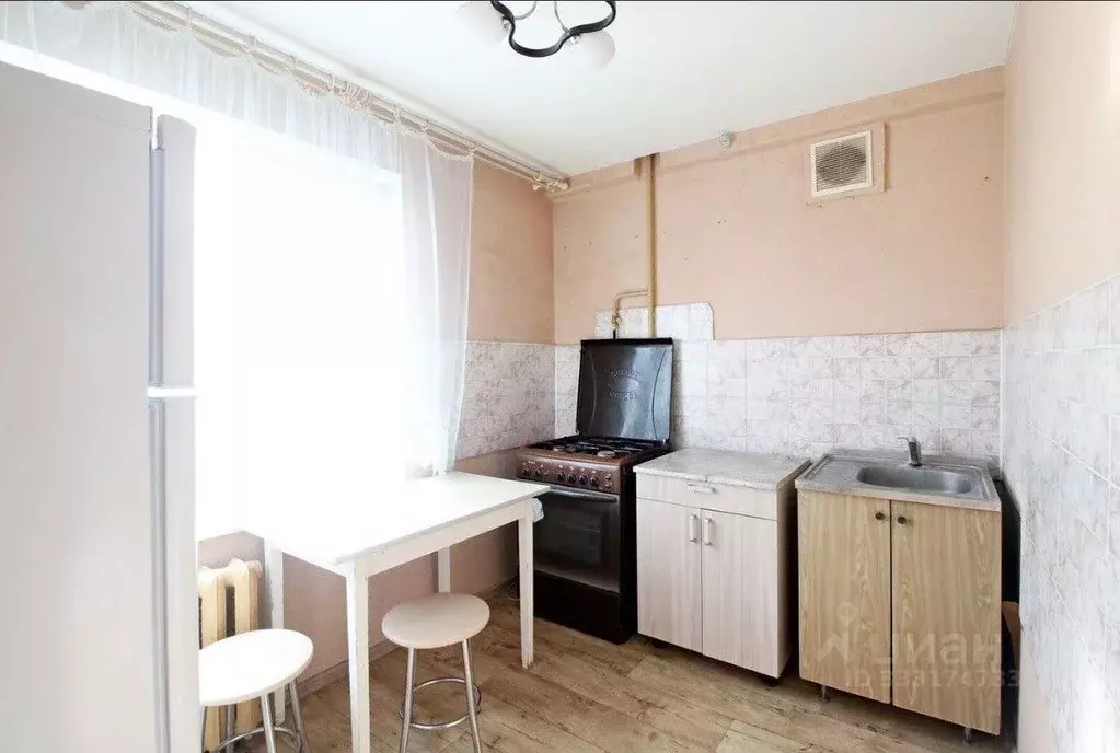 2-к кв. Тульская область, Тула Серебровская ул., 16В (52.0 м) - Фото 2