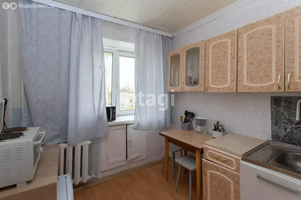 1-комнатная квартира: Тобольск, улица Семёна Ремезова, 19Б (29.8 м) - Фото 1
