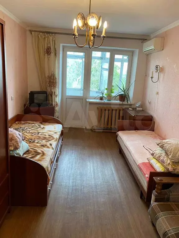 3-к. квартира, 56 м, 5/5 эт. - Фото 0