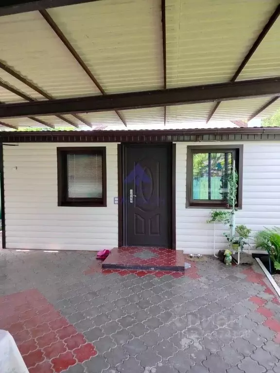 Дом в Ростовская область, Волгодонск Волгодонская ул. (80 м) - Фото 2