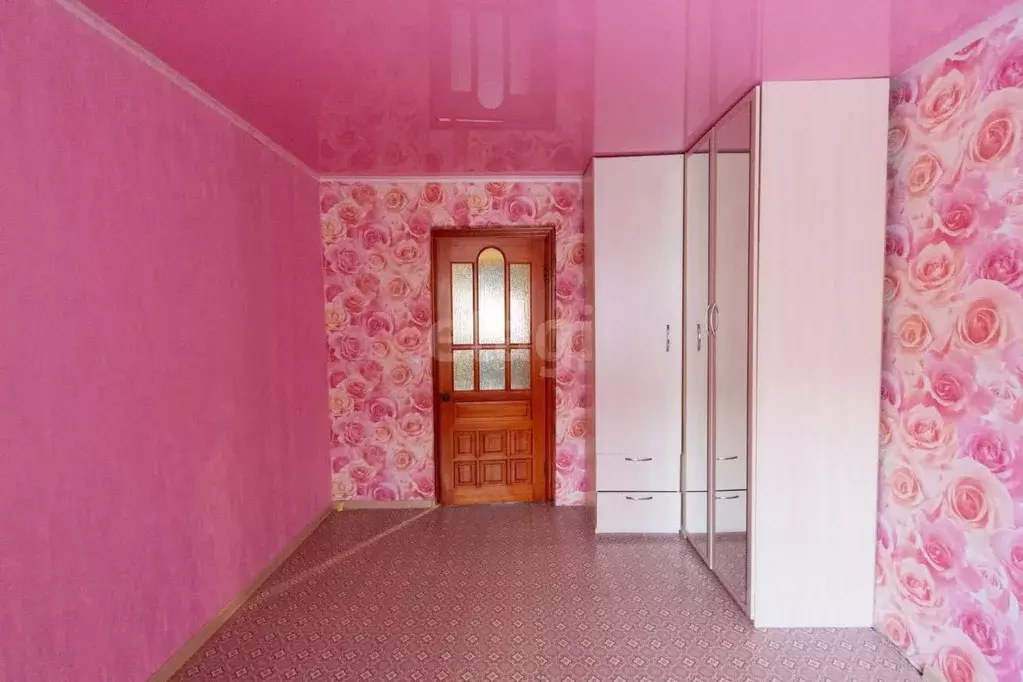 3-к кв. Ханты-Мансийский АО, Нягань Речная ул., 145 (69.1 м) - Фото 0