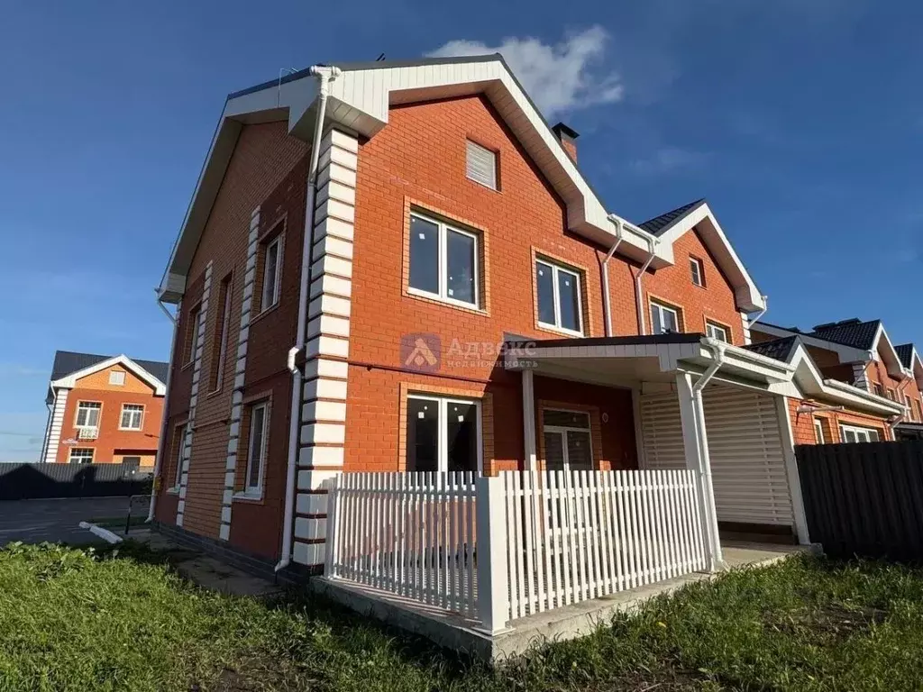 Таунхаус в Тюменская область, Тюмень ул. Алексея Рогожина (148 м) - Фото 1