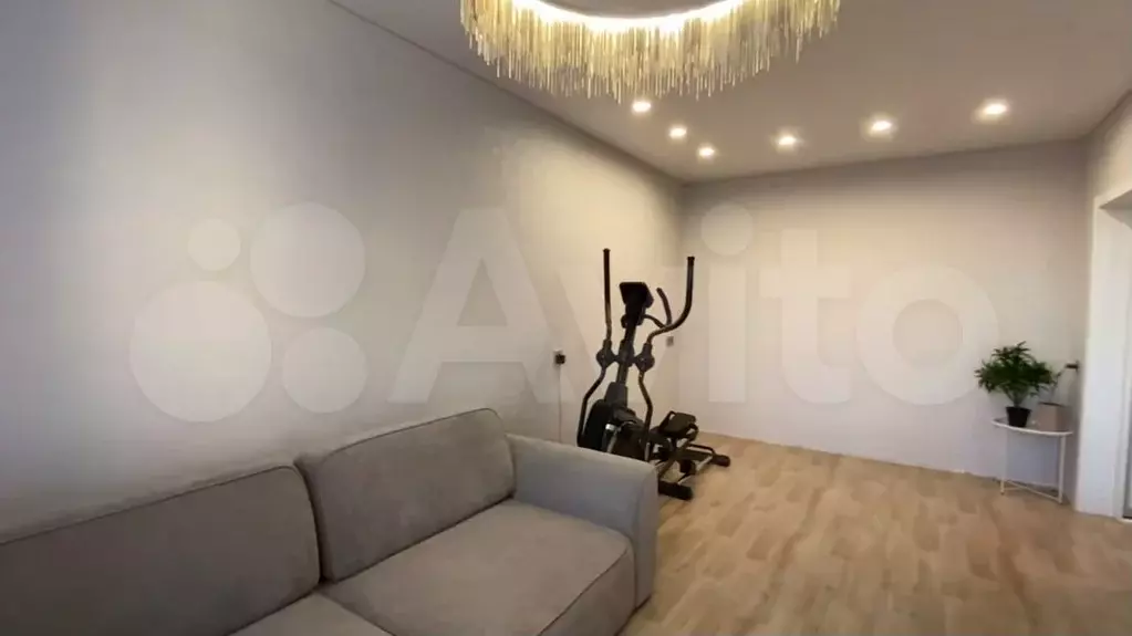 1-к. квартира, 40 м, 6/9 эт. - Фото 1