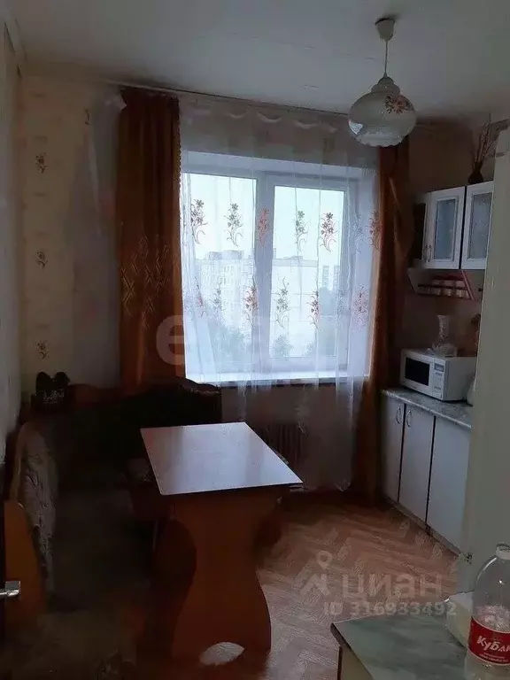 3-к кв. Белгородская область, Старый Оскол Королева мкр, 4 (65.0 м) - Фото 0