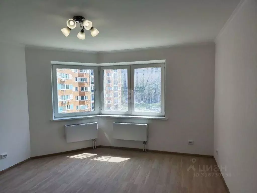 Студия Ярославская область, Ярославль ул. Дядьковская, 8 (28.5 м) - Фото 1