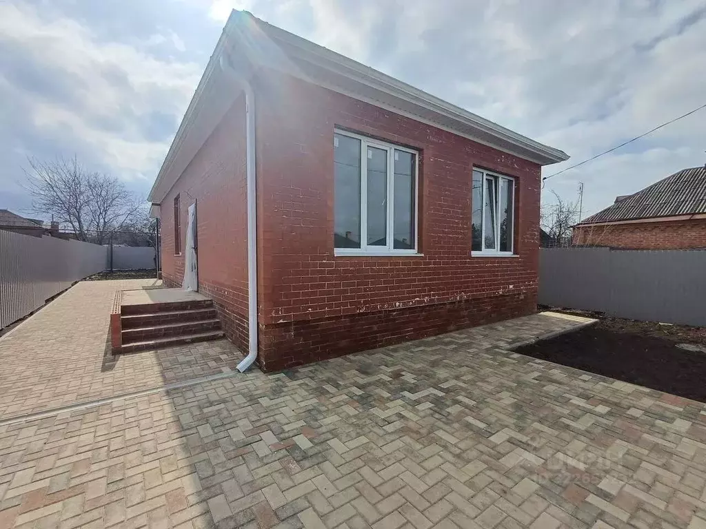 Дом в Краснодарский край, Динской район, Пластуновское с/пос, ... - Фото 1