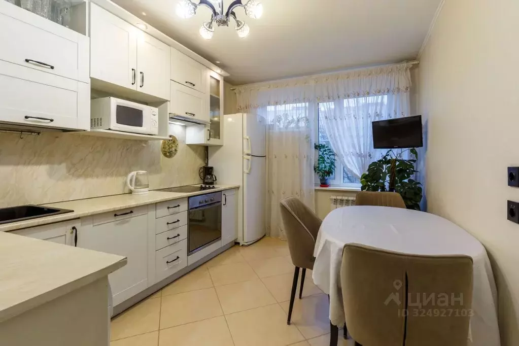 3-к кв. Санкт-Петербург Белградская ул., 54к1 (80.4 м) - Фото 1