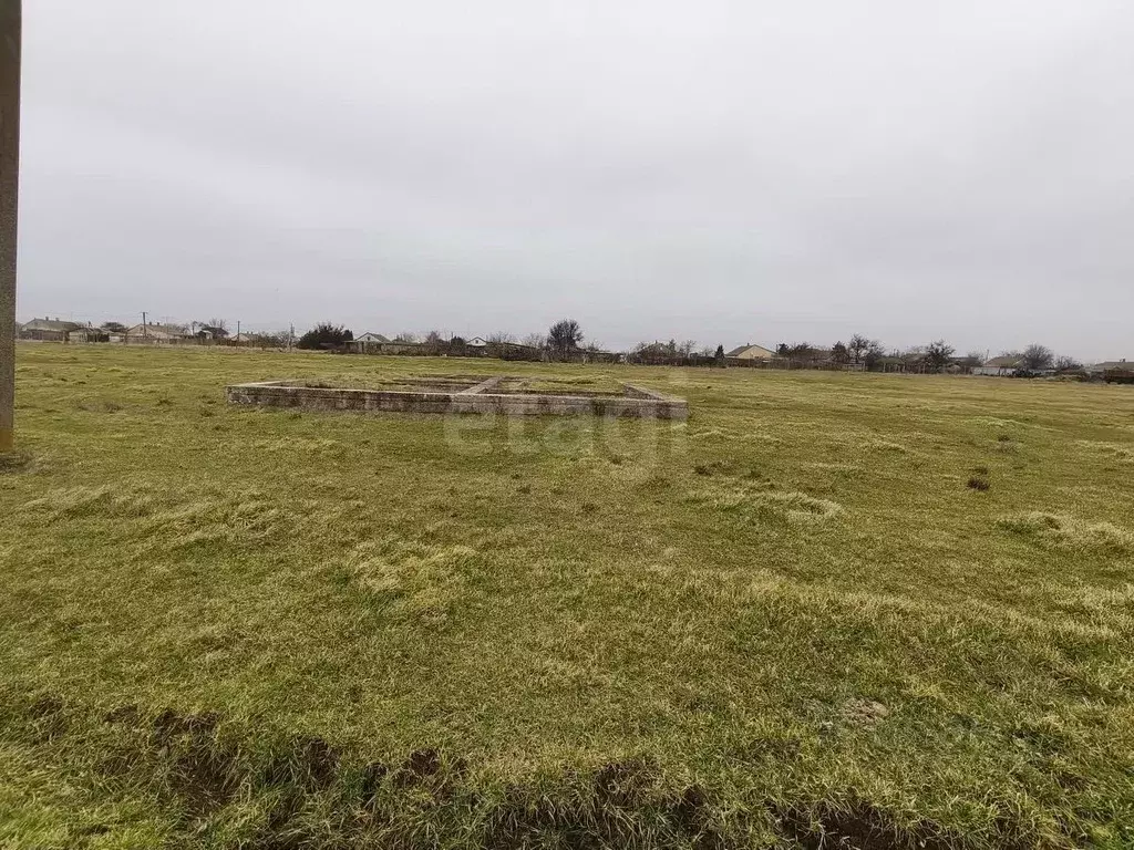 Участок в Крым, Ленинский район, с. Ильичево ул. Виноградная (20.0 ... - Фото 1