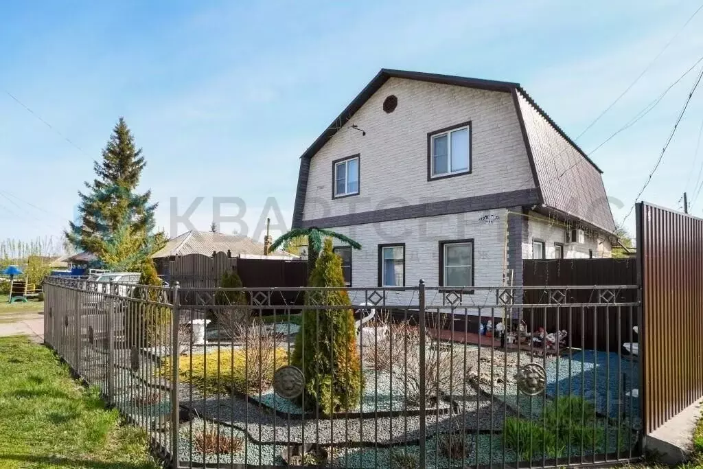 Дом в Омская область, Омск ул. 24-я Линия, 27 (156 м) - Фото 1
