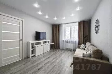 2-к кв. Тюменская область, Тобольск 9-й мкр, 18 (44.0 м) - Фото 1