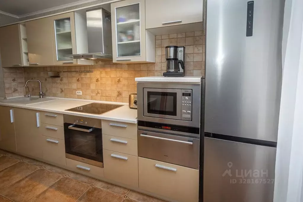 3-к кв. Башкортостан, Уфа ул. Кирова, 89 (77.0 м) - Фото 2