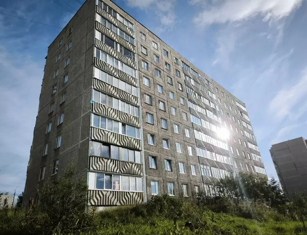 3-к кв. Мурманская область, Мурманск ул. Мира, 3 (51.5 м) - Фото 0