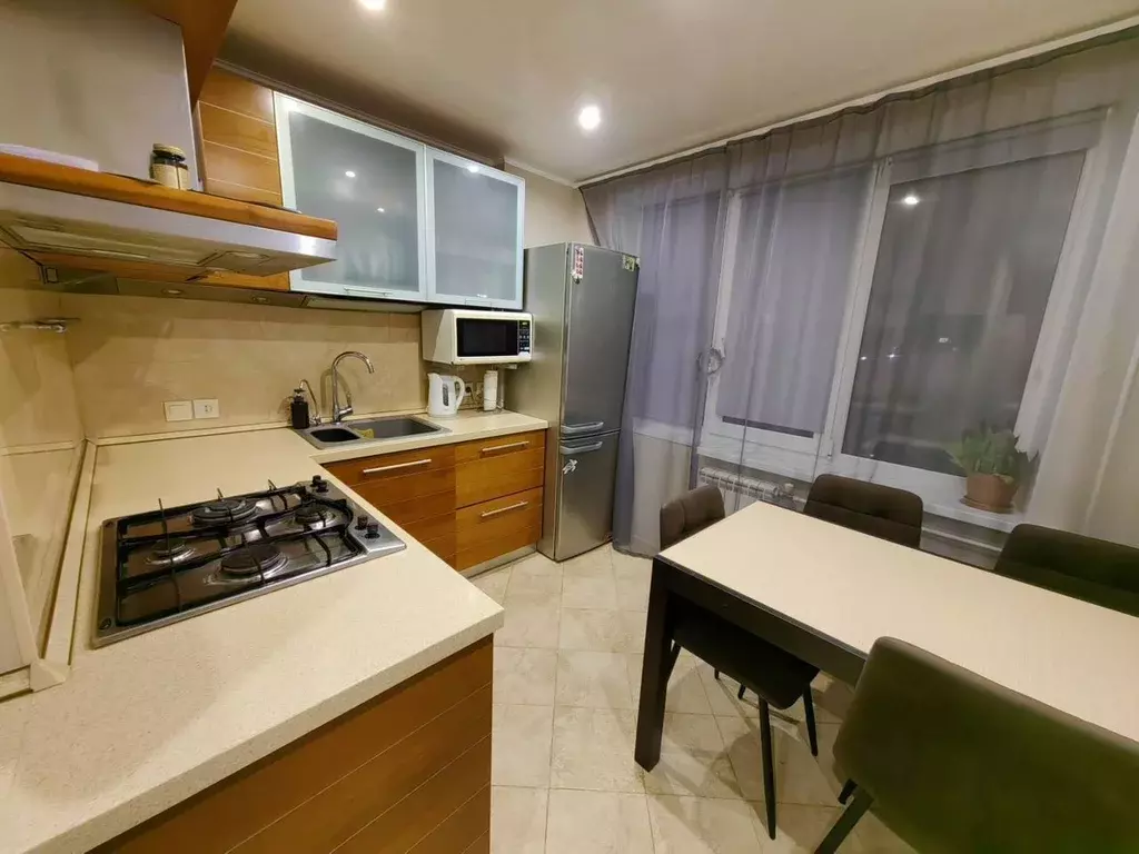 3-к кв. Ленинградская область, Выборг ул. Рубежная, 29 (73.0 м) - Фото 1