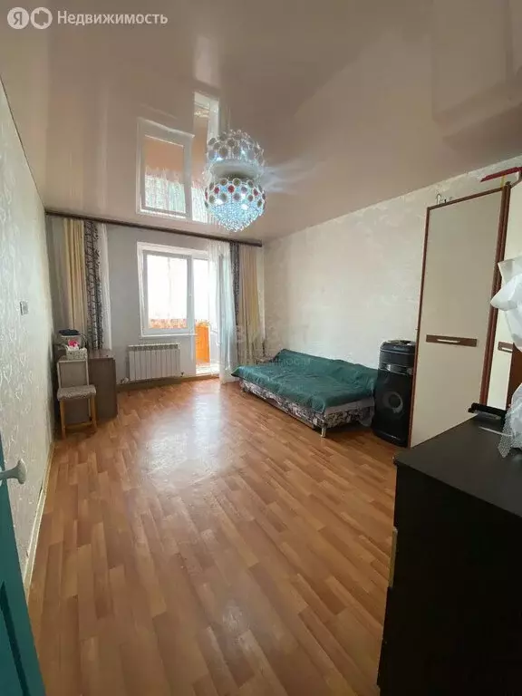 4-комнатная квартира: Нижнекамск, Студенческая улица, 32Б (91.9 м) - Фото 0