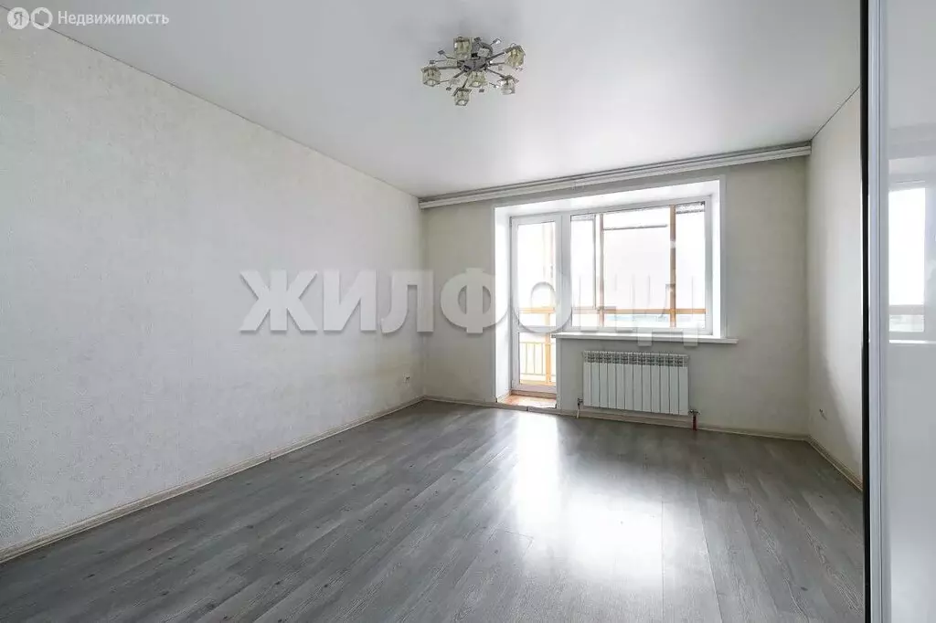 Квартира-студия: Новосибирск, Лазурная улица, 28 (30 м) - Фото 0