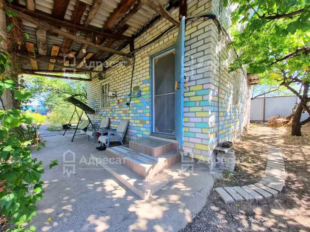 Дом в Волгоградская область, Среднеахтубинский район, Краснослободск ... - Фото 1