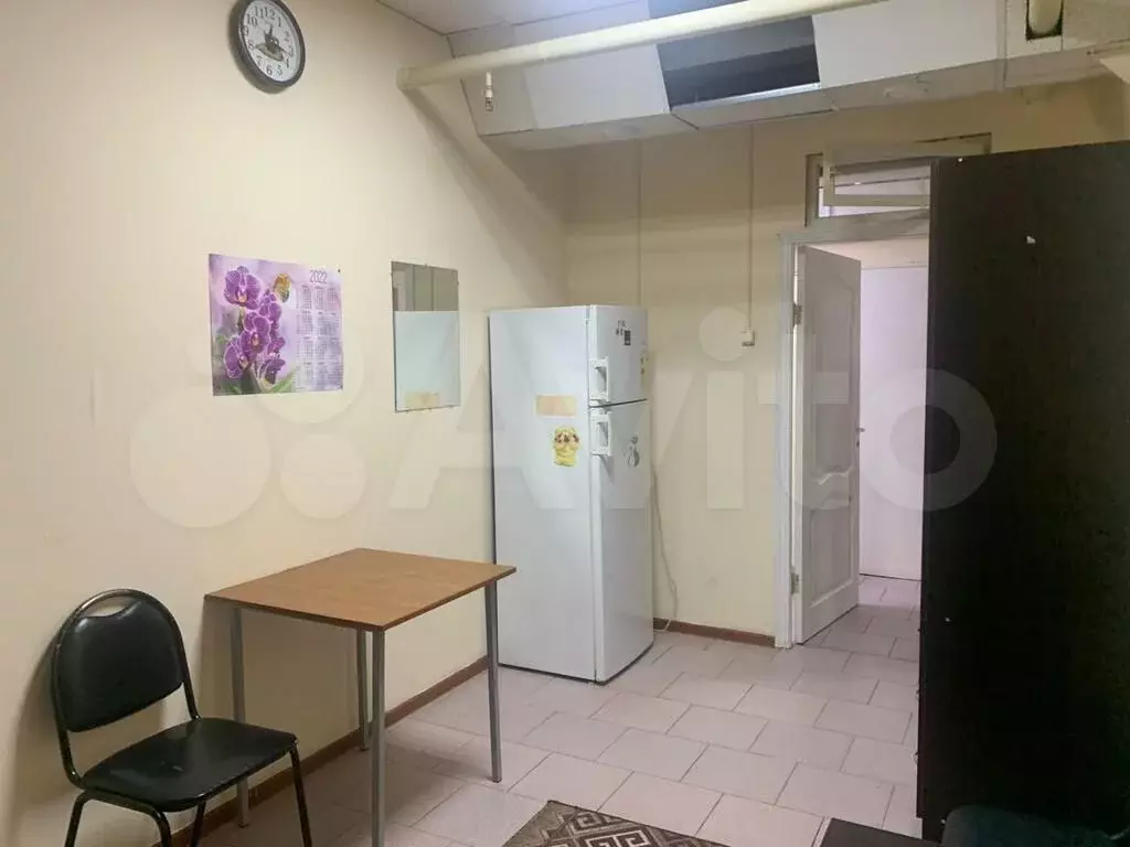 Комната 10 м в 6-к., 3/4 эт. - Фото 1