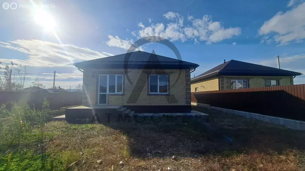 Дом в Апшеронск, улица 9 Января (82.7 м) - Фото 2