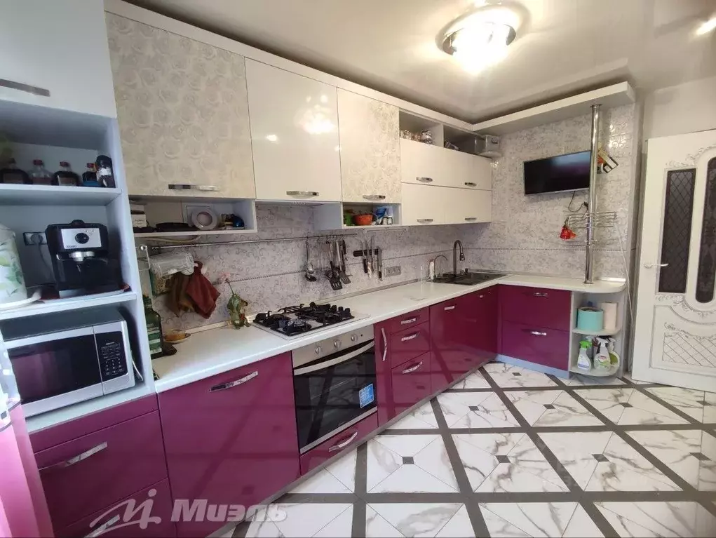 4-к кв. Севастополь ул. Косарева, 25 (76.1 м) - Фото 0