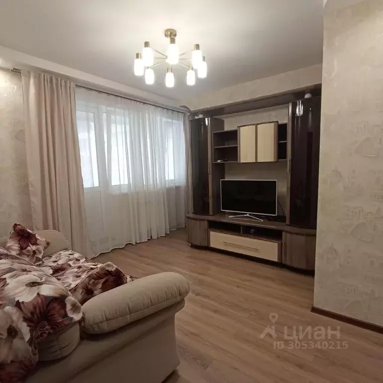 2-к кв. Волгоградская область, Волгоград Новороссийская ул., 8 (64.0 ... - Фото 0