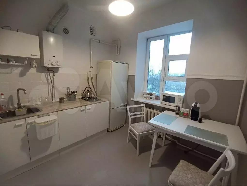 2-к. квартира, 52 м, 4/4 эт. - Фото 0