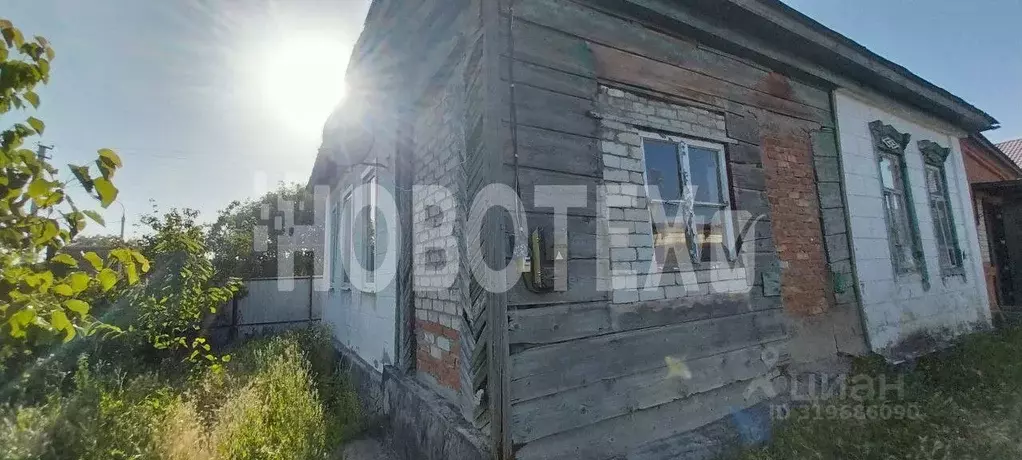 Дом в Краснодарский край, Кавказский район, Казанская ст-ца ул. ... - Фото 1