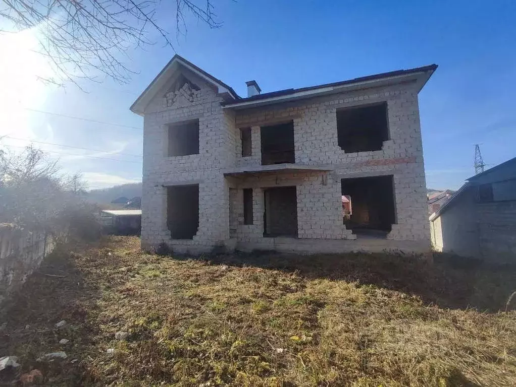 Дом в Кабардино-Балкария, Нальчик ул. Атажукина (416 м) - Фото 2