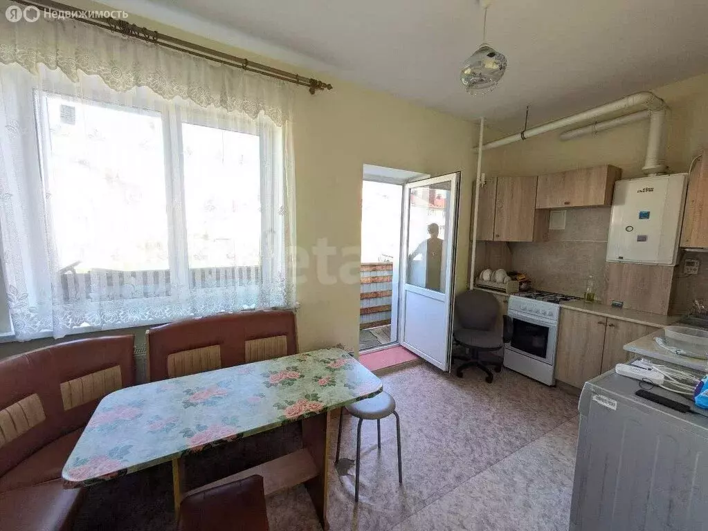 3-комнатная квартира: Шебекино, улица Шолохова, 7 (49.7 м) - Фото 0