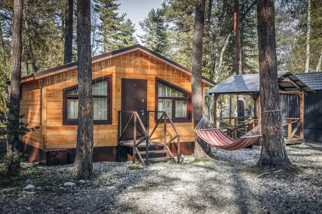 Дом в Карачаево-Черкесия, Зеленчукский район, с. Архыз  (24 м) - Фото 1