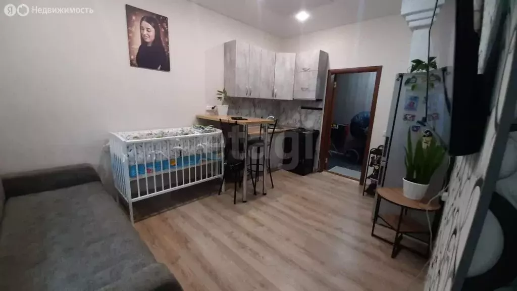 2-комнатная квартира: Ирбит, улица Революции, 63 (29 м) - Фото 2