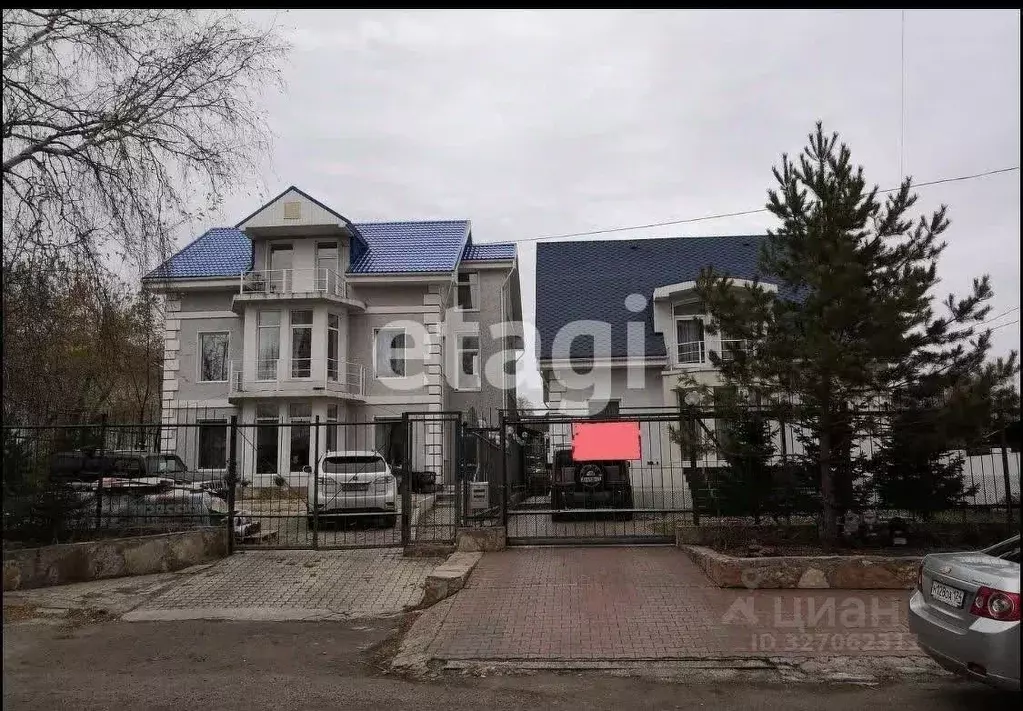 Дом в Красноярский край, Красноярск Николаевка мкр, ул. Бабушкина, 1 ... - Фото 1