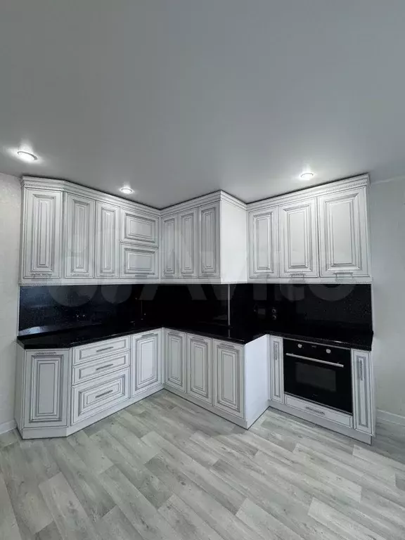 3-к. квартира, 90 м, 2/14 эт. - Фото 0