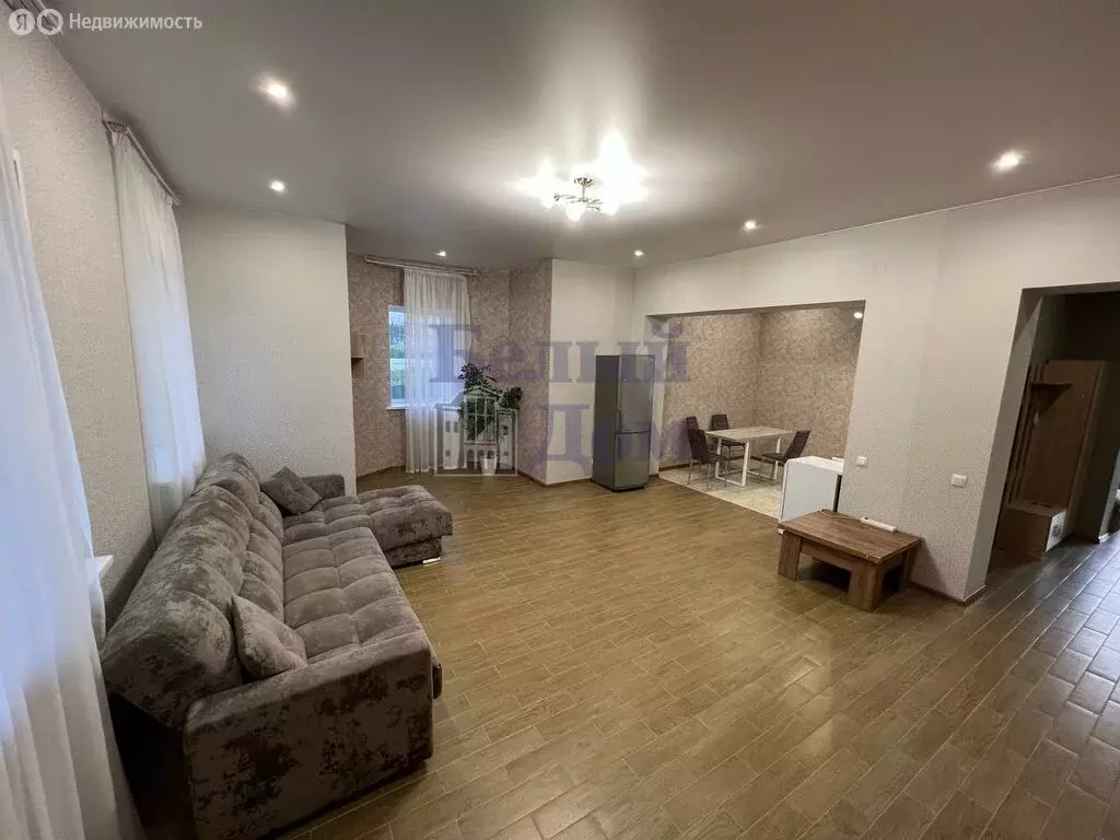 Дом в посёлок Верхняя Сысерть, Клубный переулок, 2Б (180 м) - Фото 2