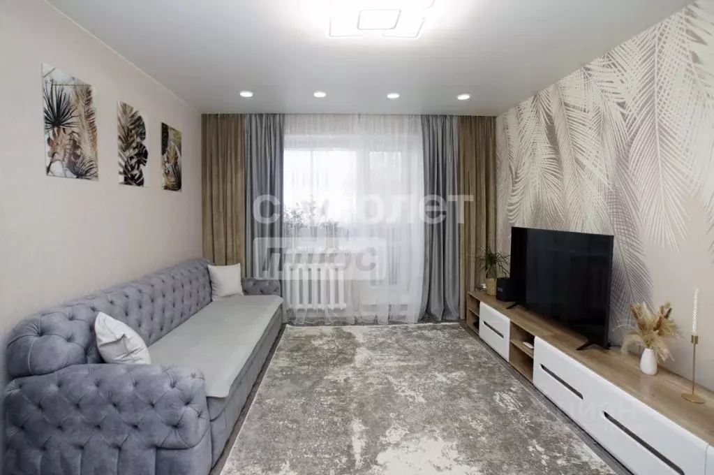 2-к кв. Омская область, Омск проезд Гусарова, 115 (51.2 м) - Фото 1