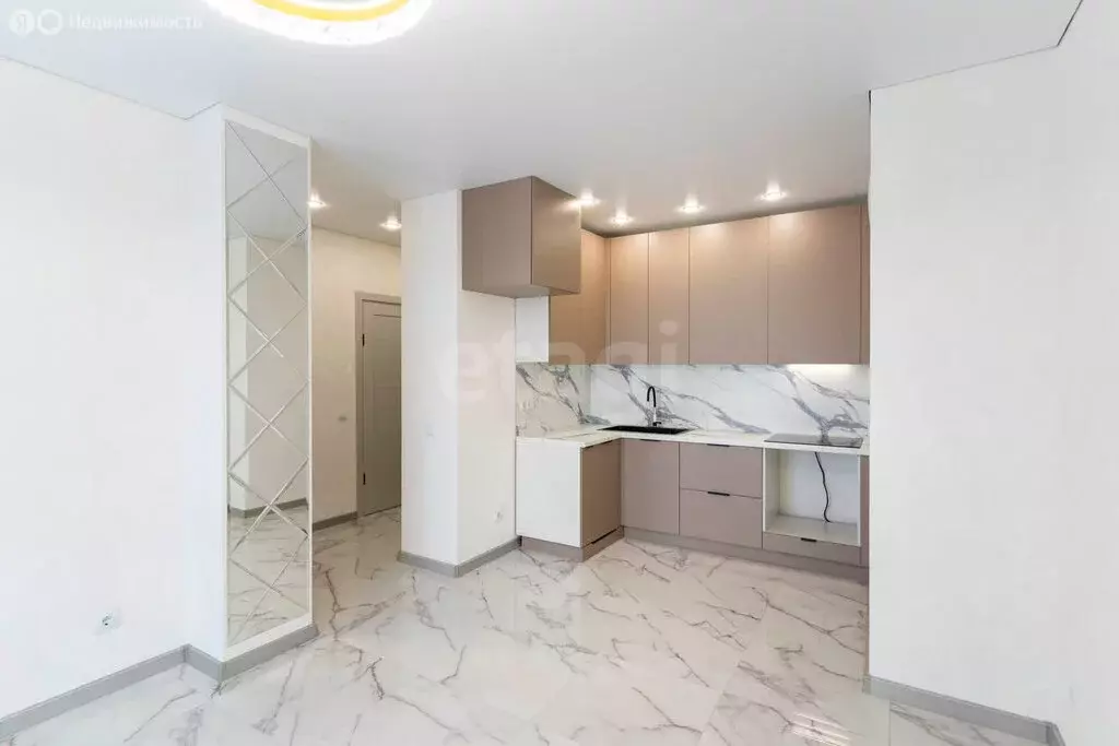 1-комнатная квартира: Тюмень, улица Константина Посьета, 6 (37 м) - Фото 1