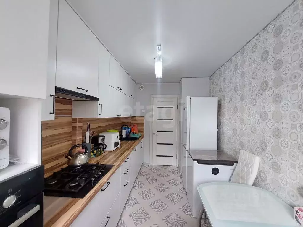 3-к кв. Архангельская область, Котлас Заполярная ул., 2А (59.6 м) - Фото 1