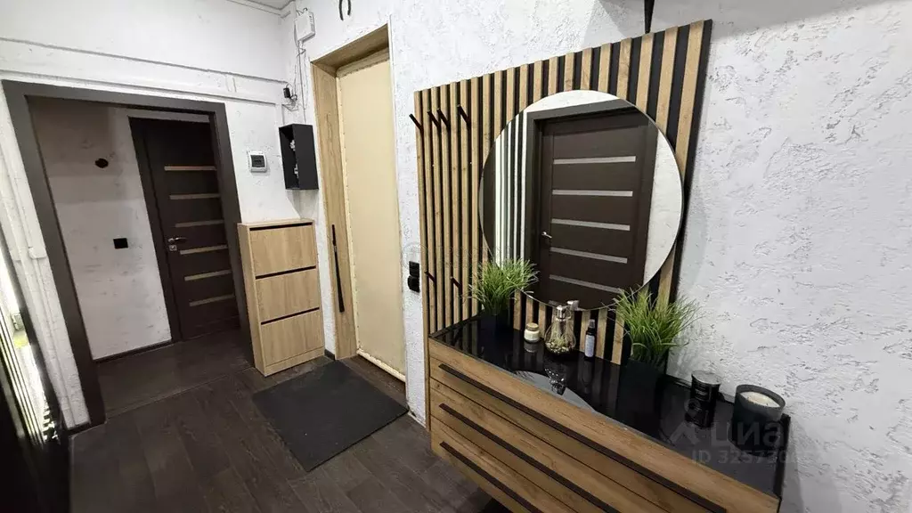 2-к кв. Москва ул. Лазо, 4К2 (56.1 м) - Фото 2