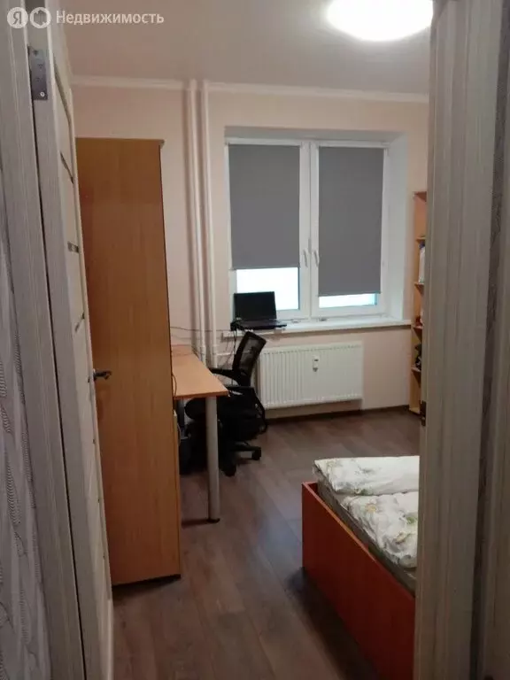 1-комнатная квартира: Тюмень, улица Парада Победы, 7 (42 м) - Фото 1