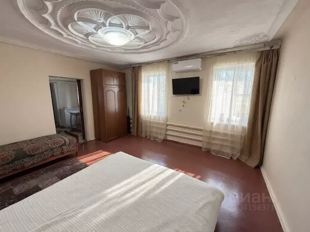 1-к кв. Краснодарский край, Ейск ул. Карла Маркса, 102 (35.2 м) - Фото 0