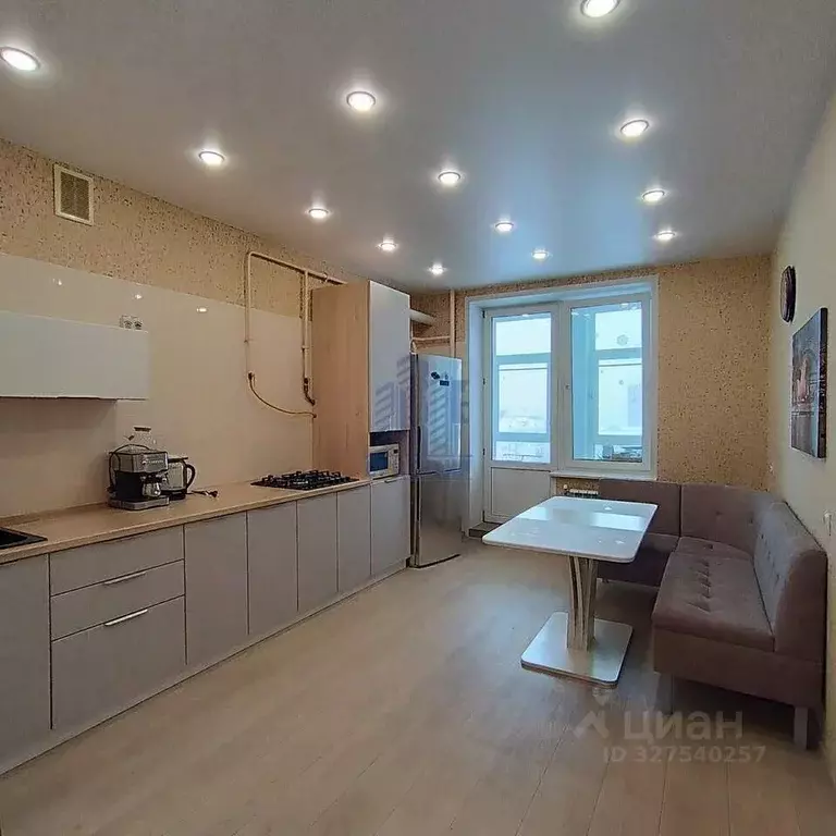 2-к кв. Чувашия, Чебоксары просп. Ленина, 7к1 (78.0 м) - Фото 2